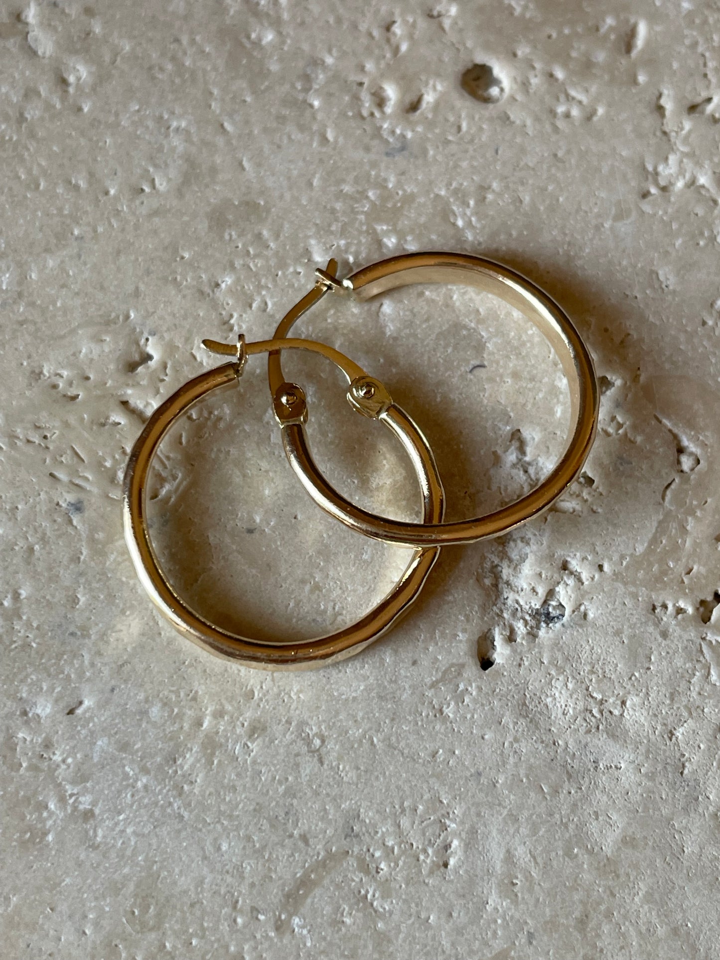 capri earrings