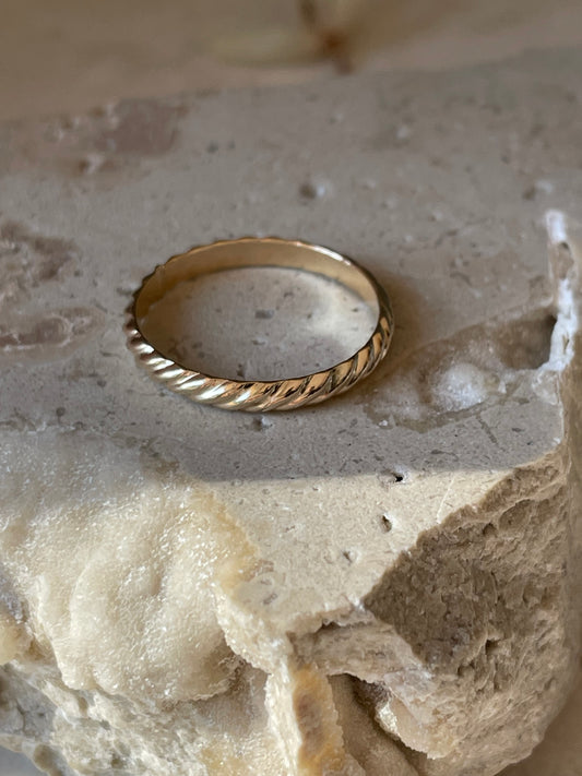iluka ring