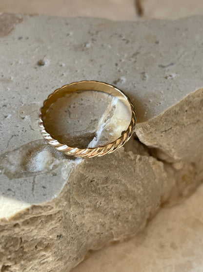 iluka ring
